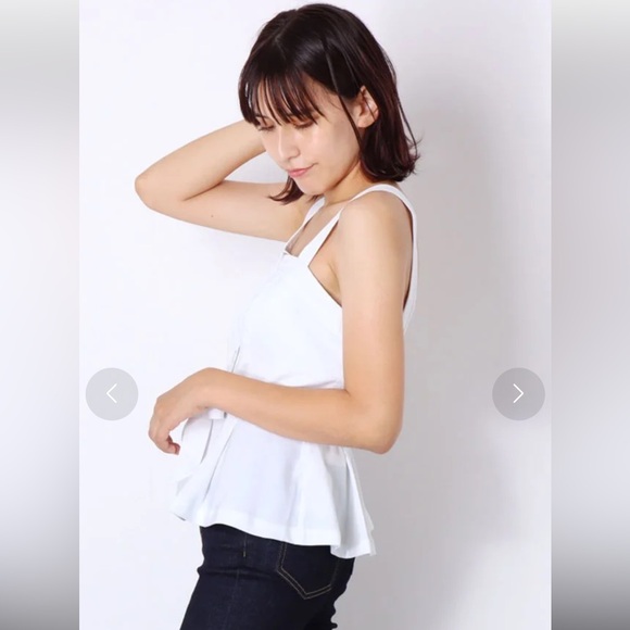 Marciano “Genovesa Top” in white NWT - Picture 3 of 6